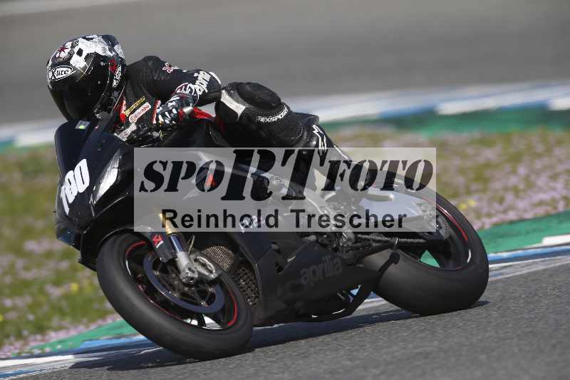 /Archiv-2024/02 29.01.-02.02.2024 Moto Center Thun Jerez/Gruppe gruen-green/100